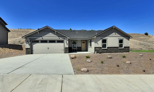 House in Selah! - House in Selah!
