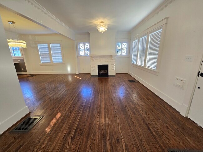 Photo - 1514 Sweetbriar Ave