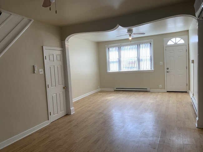 Photo - 1711 W Juniata St