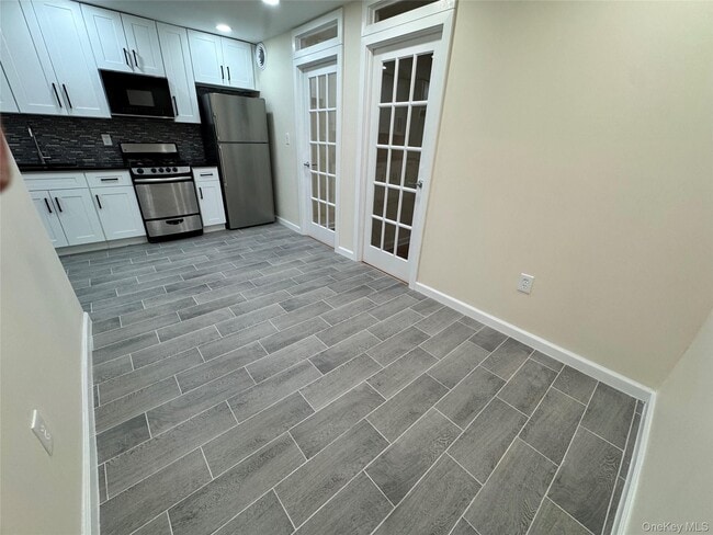 Photo - 1481 Needham Ave