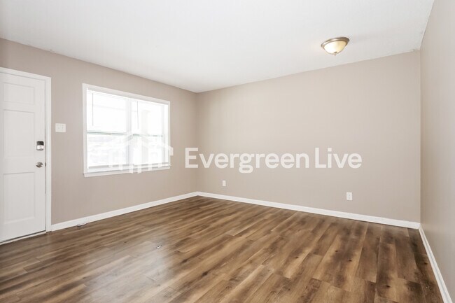 Photo - 3434 Seaforth Dr