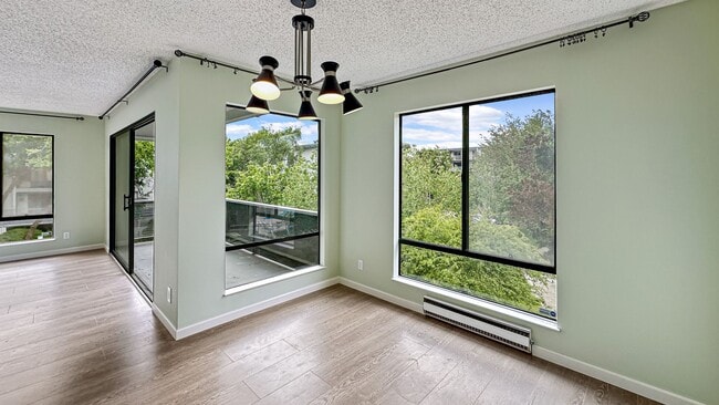 Photo - Exceptionally Renovated Corner Apartment at Watergate! Unit 325