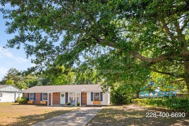 Photo - 218 Dogwood Dr