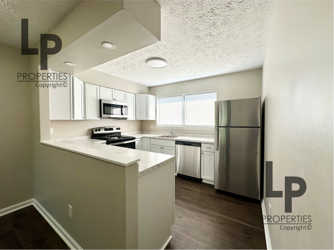 Building Photo - 2825 Snow Rd