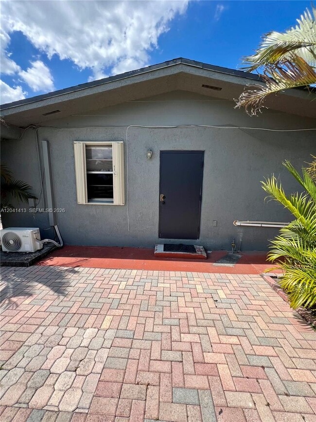 Building Photo - 5410 W 7th Ave Unit 1