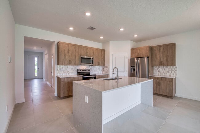 Photo - 2071 NE Cedar St