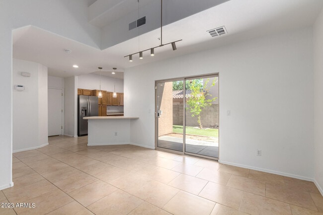 Photo - 8001 W Carolina Dr