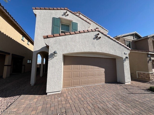 Photo - 380 Larksong Ave