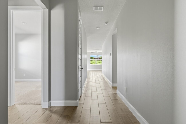 Photo - 8558 Dahlia Cir