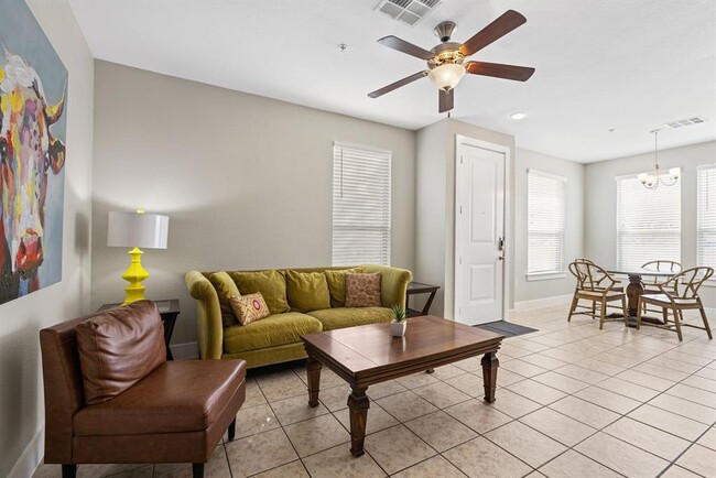 Photo - 2215 Katy Ln Townhome