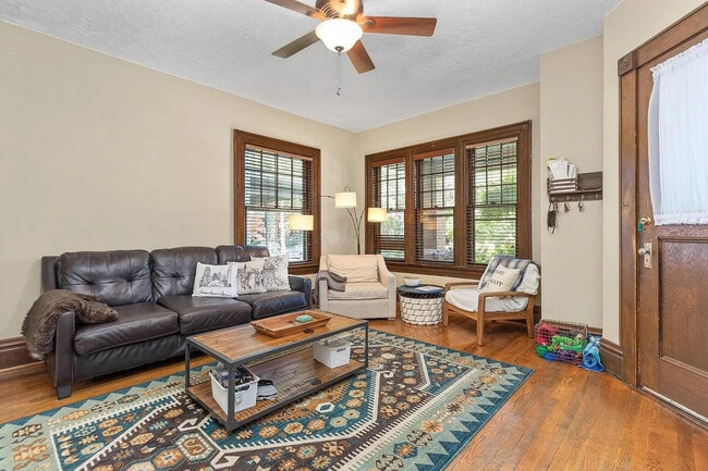 Photo - 829 Franklin Ave