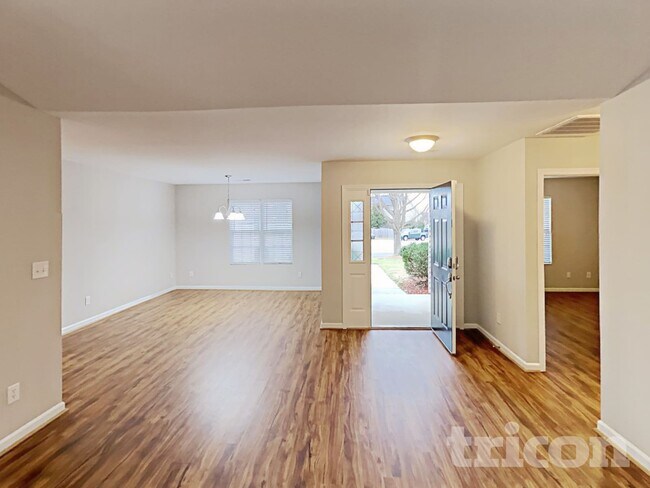 Photo - 285 Stone Meadow Ct