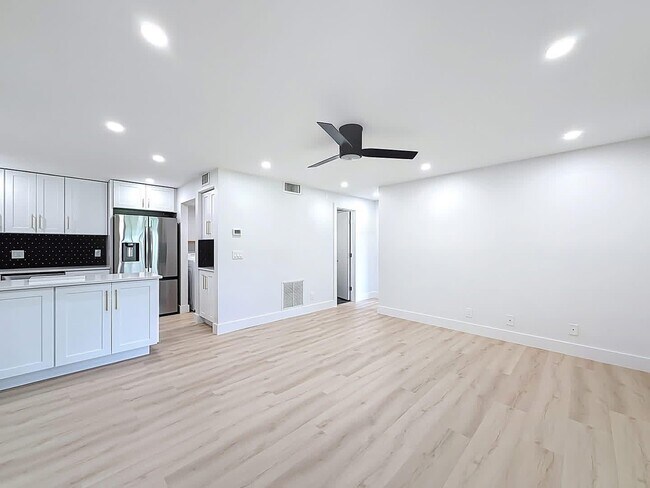 Photo - 4941 Sable Pine Cir Unit B1