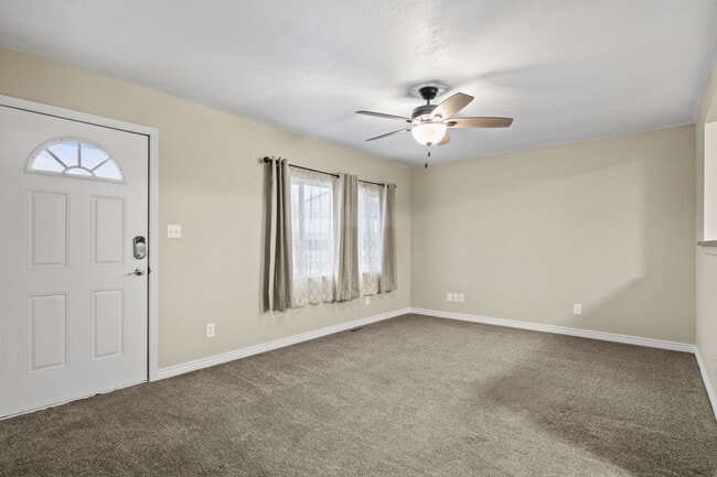 Photo - 601 S Union Blvd