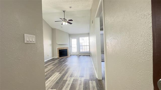 Photo - 9601 Forest Ln Unidad 323