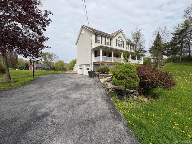 Building Photo - 1253 NY-208