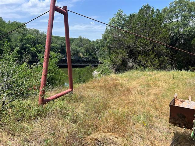 Photo - 122 private Rd