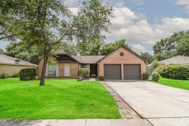Building Photo - 15903 N Trace Dr Rental