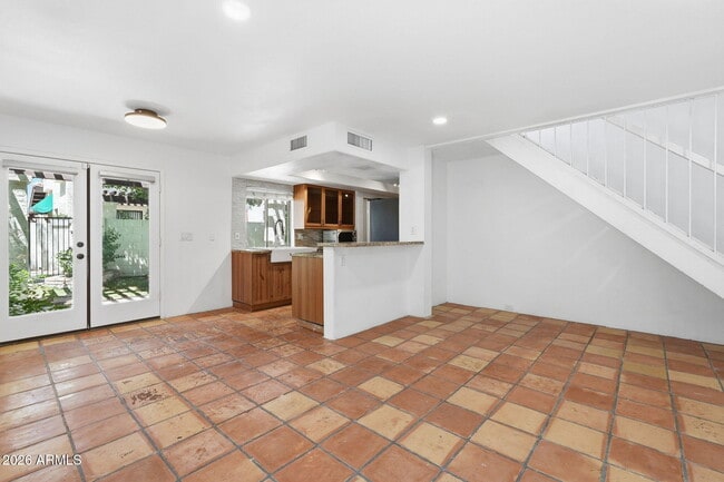 Photo - 8825 S 48th St