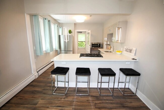 522 - 528 Stewart Ave