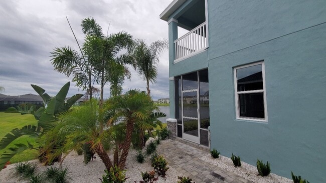 Photo - NEW 4/3.5/2 Venetian Bay Home