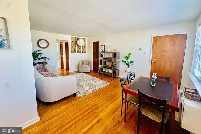 Photo - 1334 Montgomery Ave Unit D4