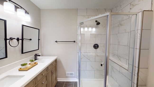 1208 Chanticleer