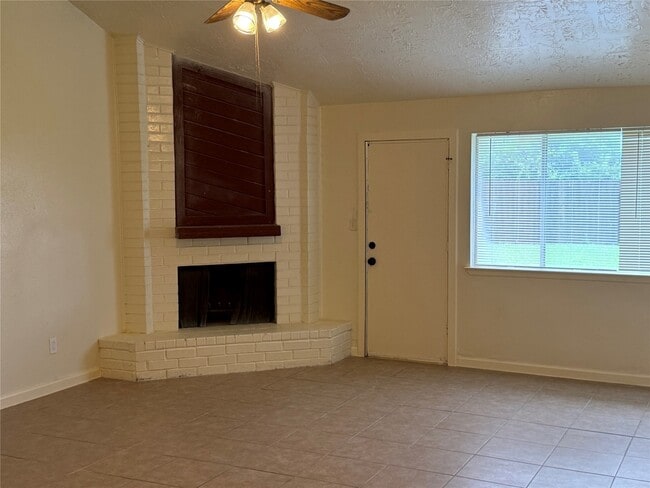 Photo - 8307 Bird Meadow Ln