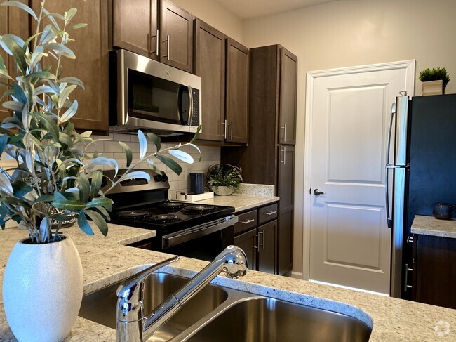 Now Leasing Brand New Apartment Homes! - Graybrook and Graycroft Rental