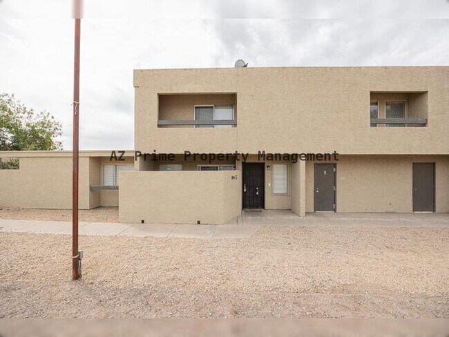 Photo - 2674 N 43rd Ave