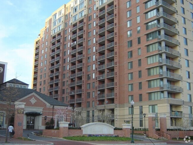 Building Photo - 11710 Old Georgetown Rd Unit 405 Rental