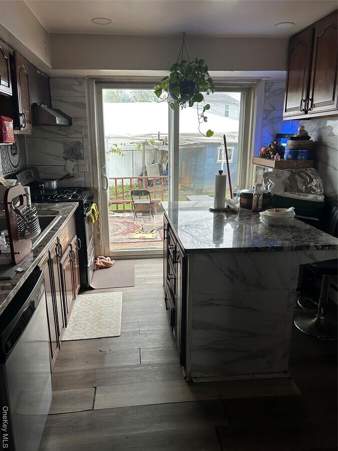 Photo - 615 Farmingdale Rd