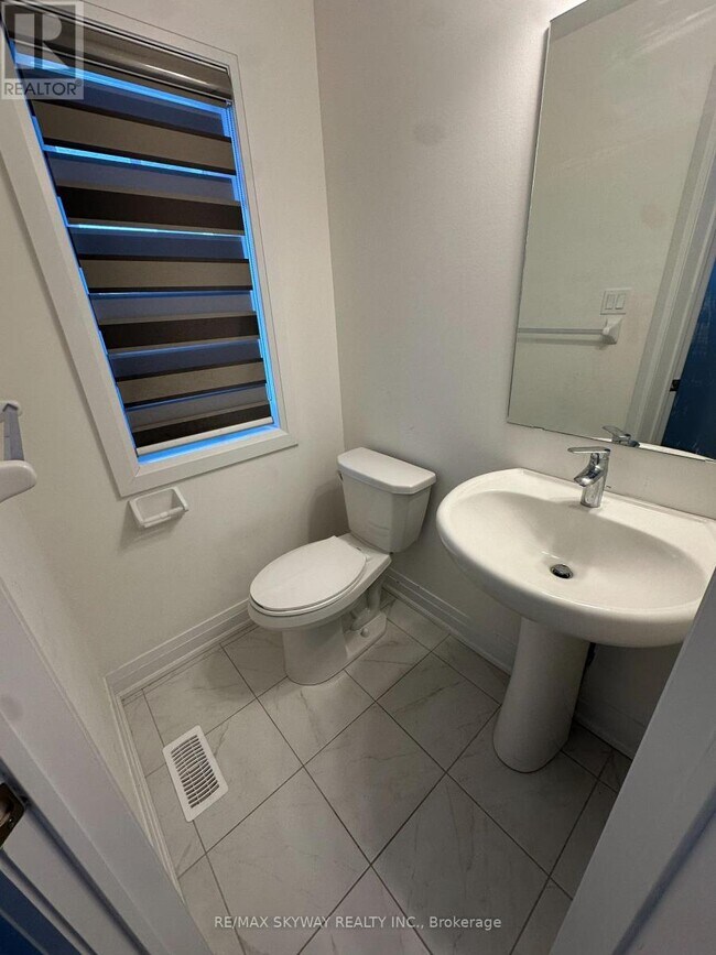 Photo - 163 Stonebrook Wy