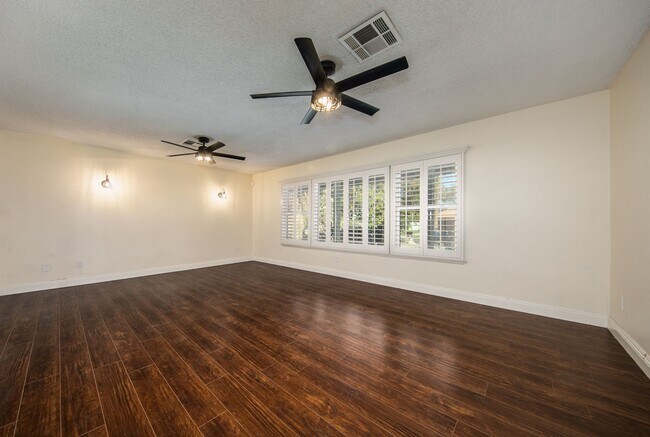 Photo - Beautiful Single Story 3 Bedroom with Solar Panels