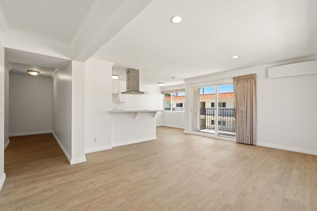 Photo - 1720 Ardmore Ave Unit 221