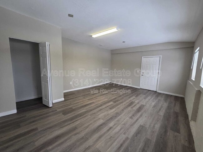 Photo - 1131 N Florissant Rd