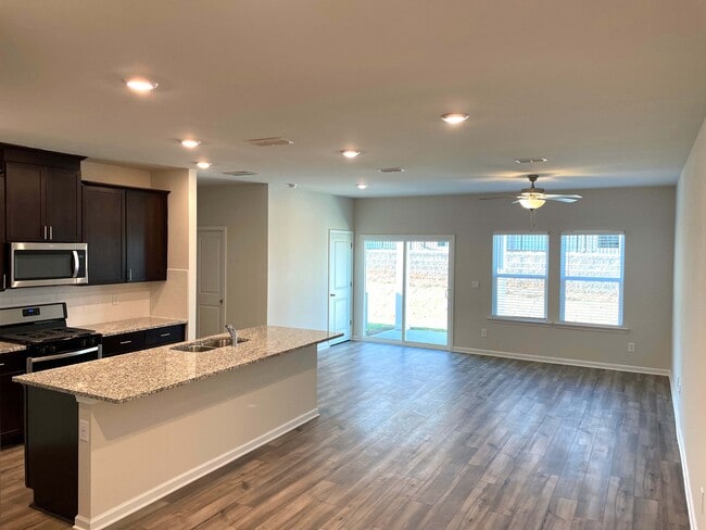 Photo - 1642 Villageside Ct