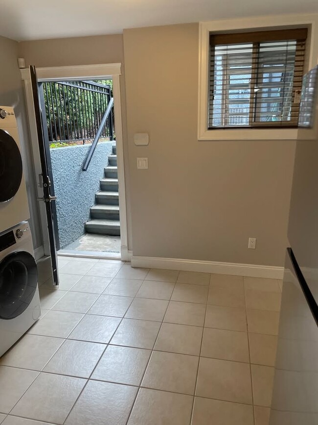 Photo - 3048 E 20th Ave