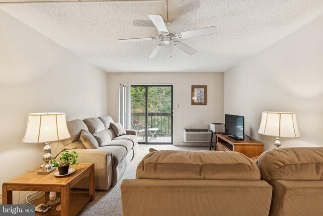 Photo - 800 Avondale Rd Apartamento Unidad 6C