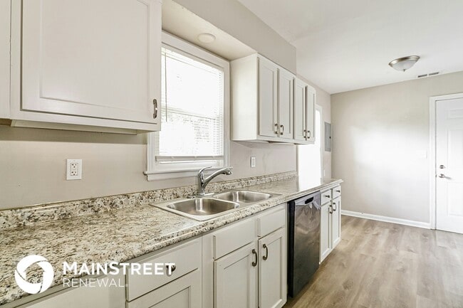 Photo - 10008 Stonestreet Rd