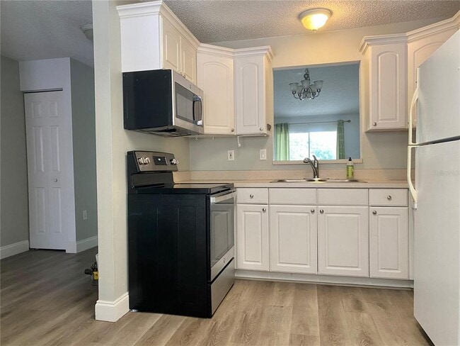 Photo - 8830 Coral Palms Ct Unit B