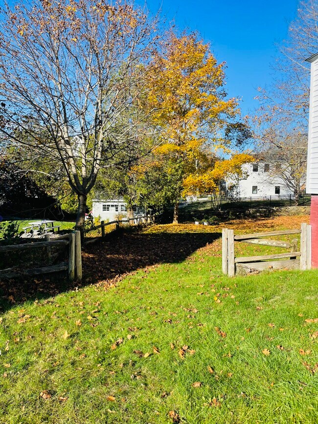 Photo - 6 Park St Unit Side B