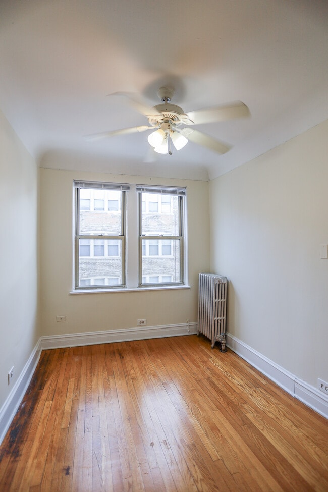 Photo - 2211 W Farwell Ave Unit #2