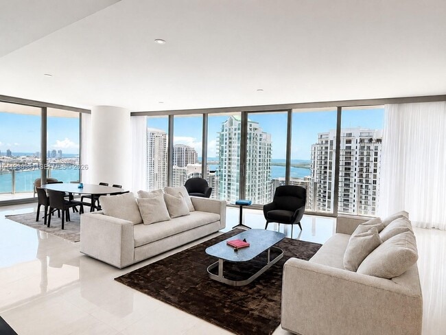 Building Photo - 300 Biscayne Blvd Way Unit 3201