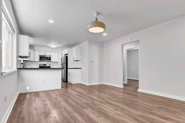 Photo - 1423 11th St Unidad B