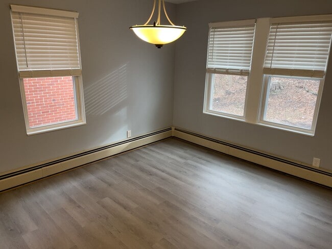 Photo - 3 BtR/1.5 Bath  Single Family Home in established west side neighorhood.