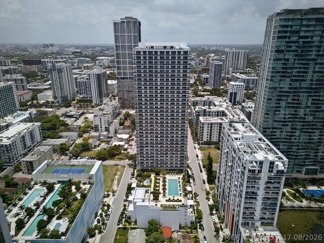 Photo - 600 NE 27th St Unit 1605