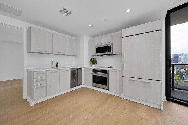 Photo - 45 SW 9th St Unidad 2101