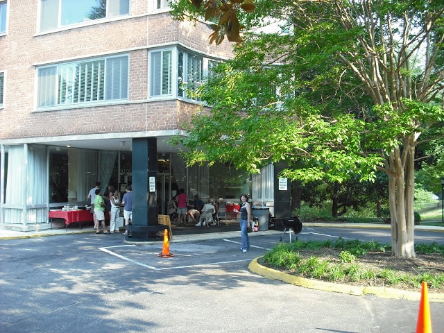 Summer gathering - 4200 Cathedral Ave NW Unit 1108