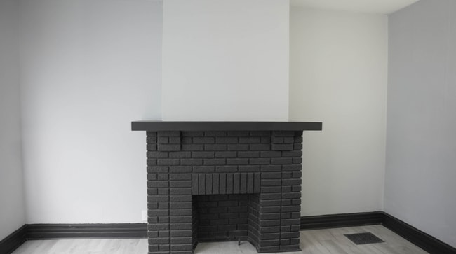 Photo - 66 Notre Dame Ave